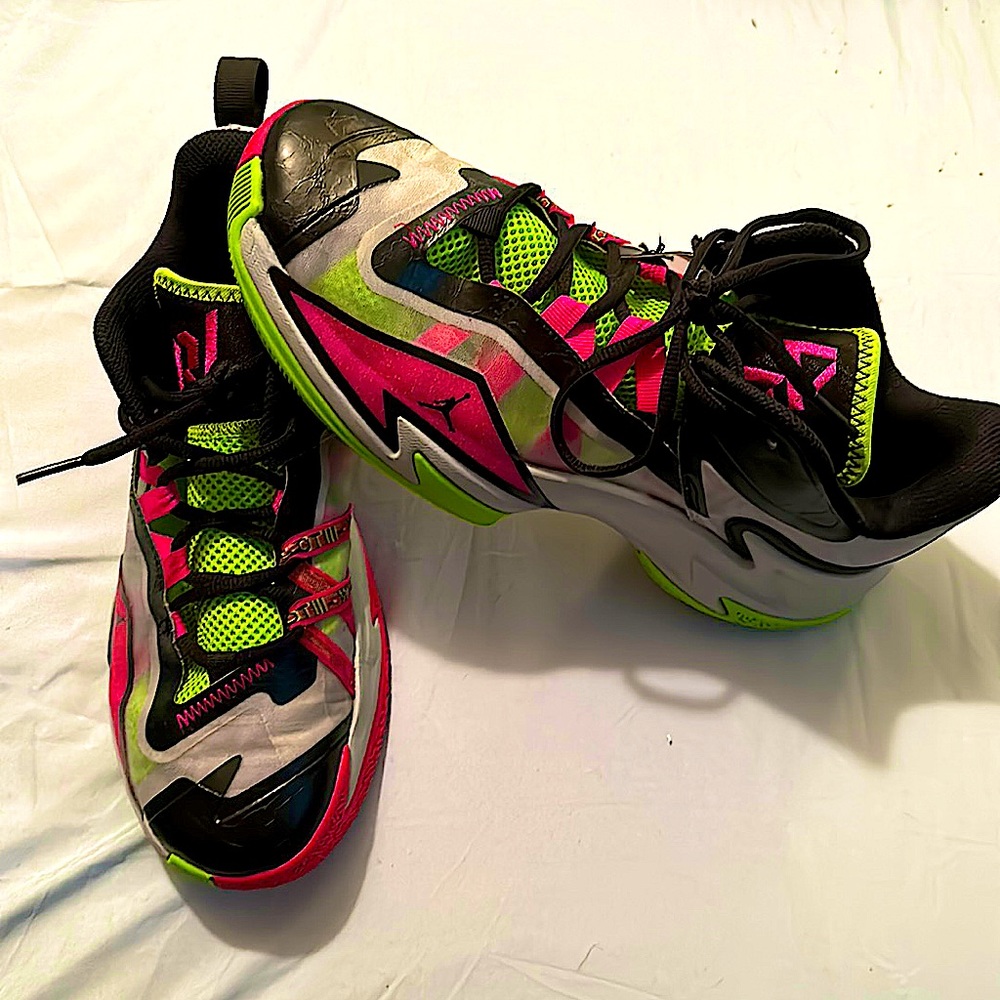 Jordan One Take 3 “Wolf Grey/Pink Prime/Electric Green” Men’s Basketball Shoe